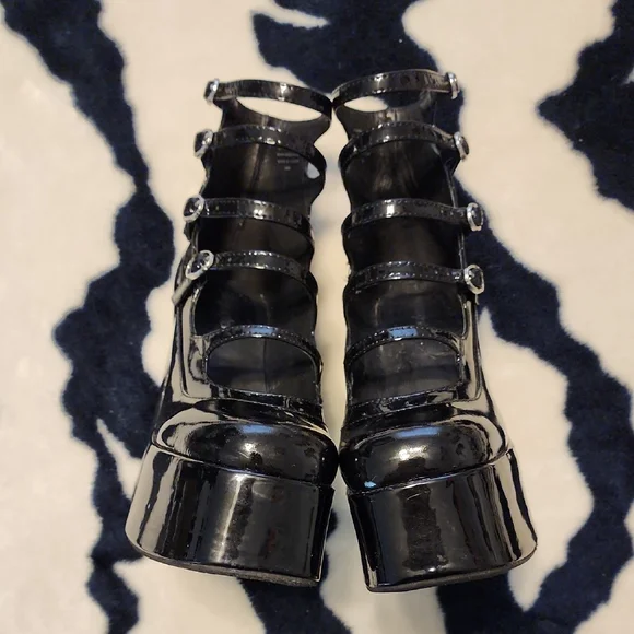 Jeffrey Campbell Xandra-lo Black Strappy Platform Heels - Picture 2 of 3